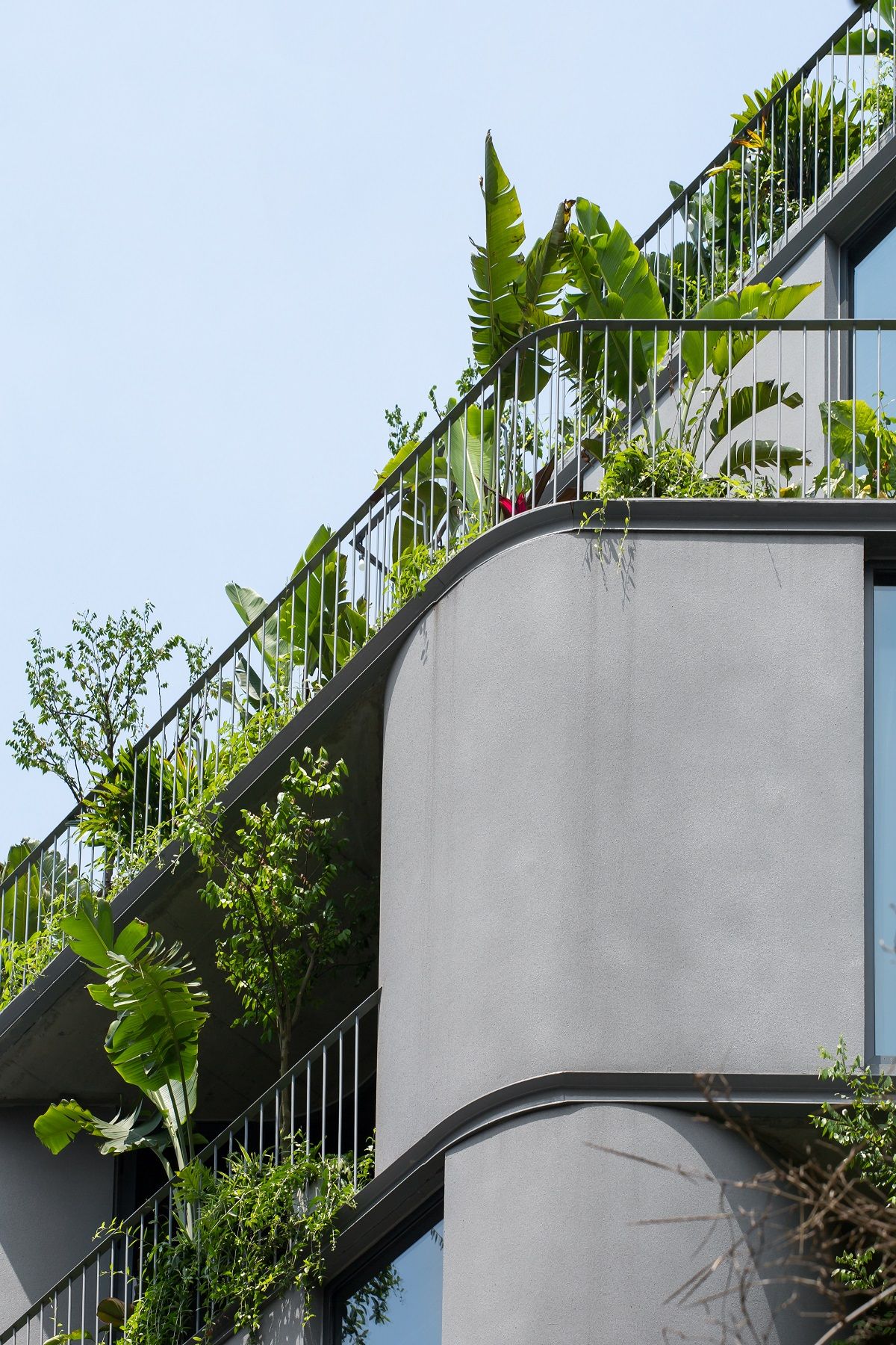 简约宁静的都市绿洲 | AHL Architects 打造 LLO 办公楼-5