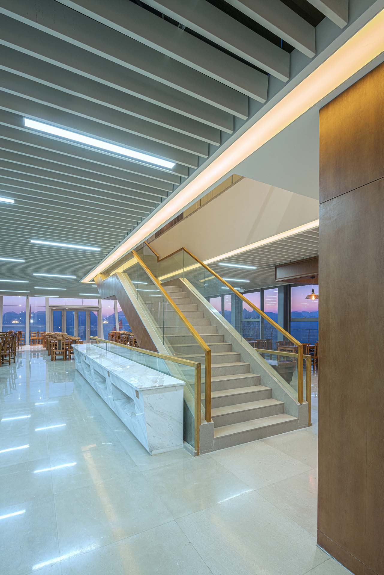 Restaurant on the Cliff / Skyland Architecture-47