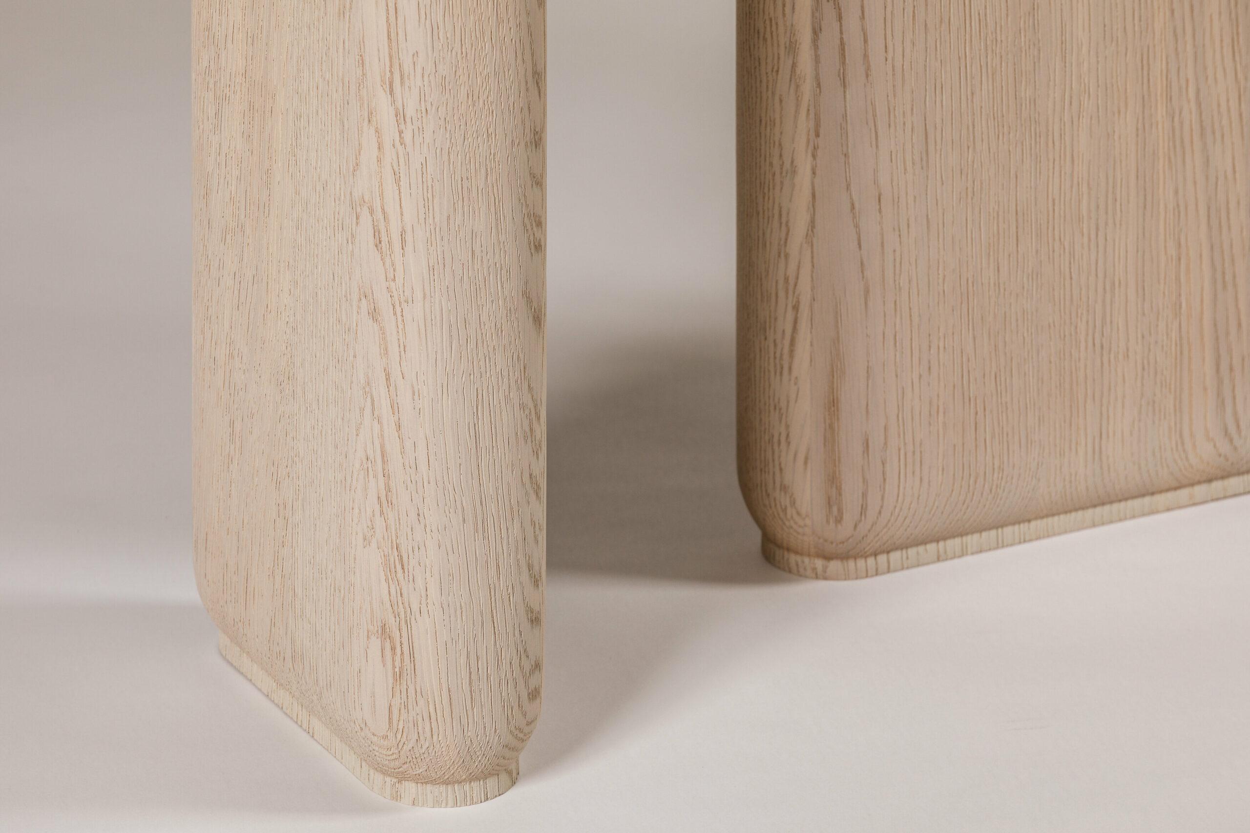 Charles Zana  |  Tondo, Console-4