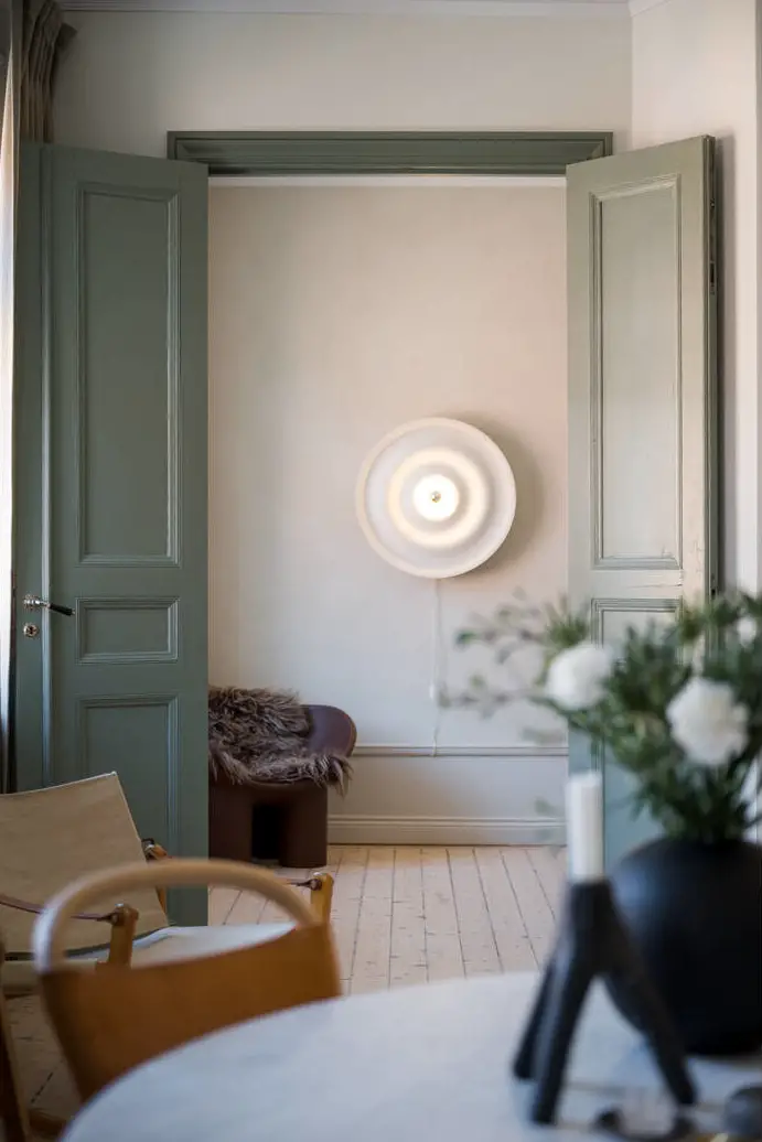 瑞典 19 世纪公寓设计翻新，展现温馨绿色调-15
