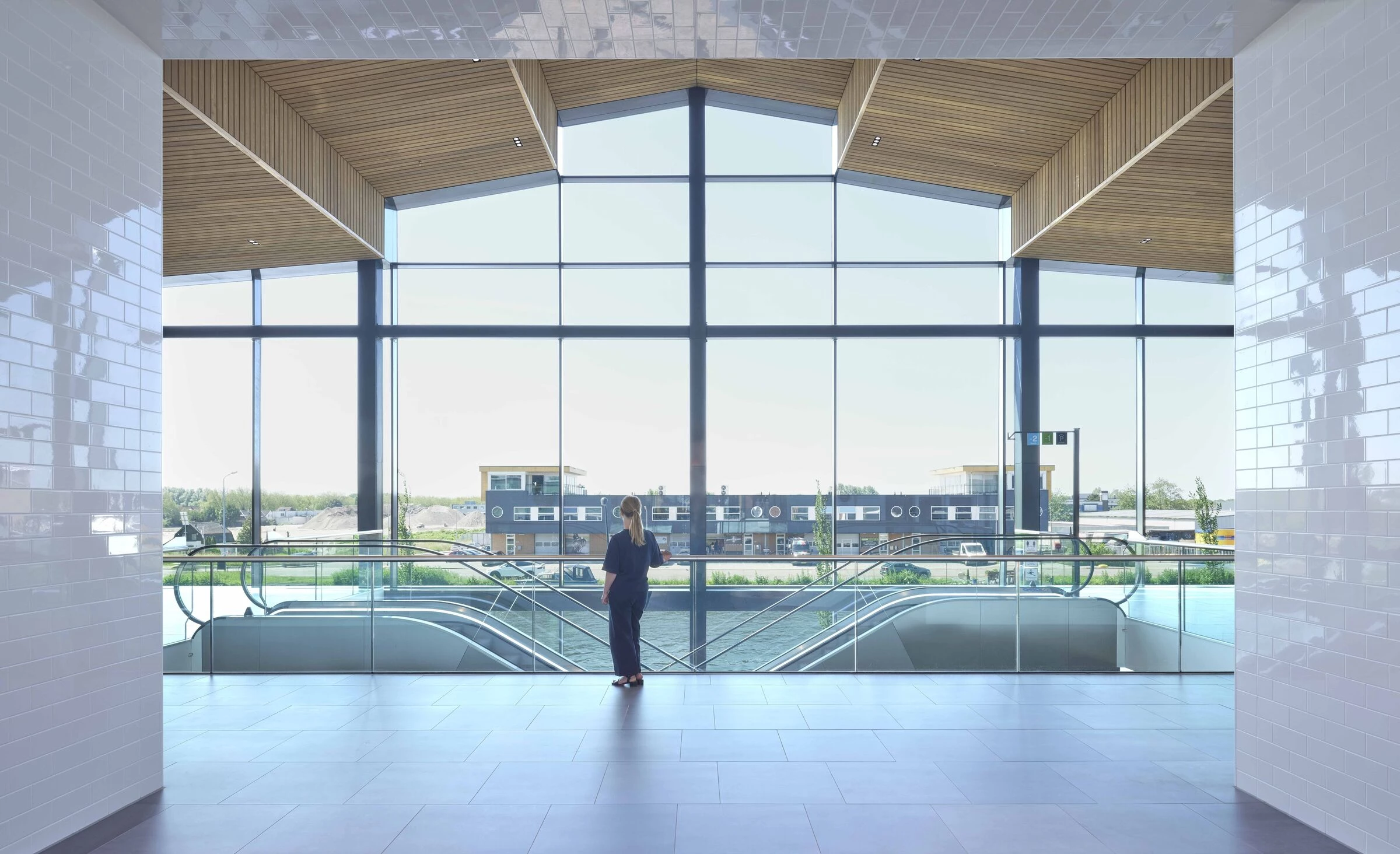 阿姆斯特丹时尚奥特莱斯丨荷兰阿姆斯特丹丨Common Affairs-15