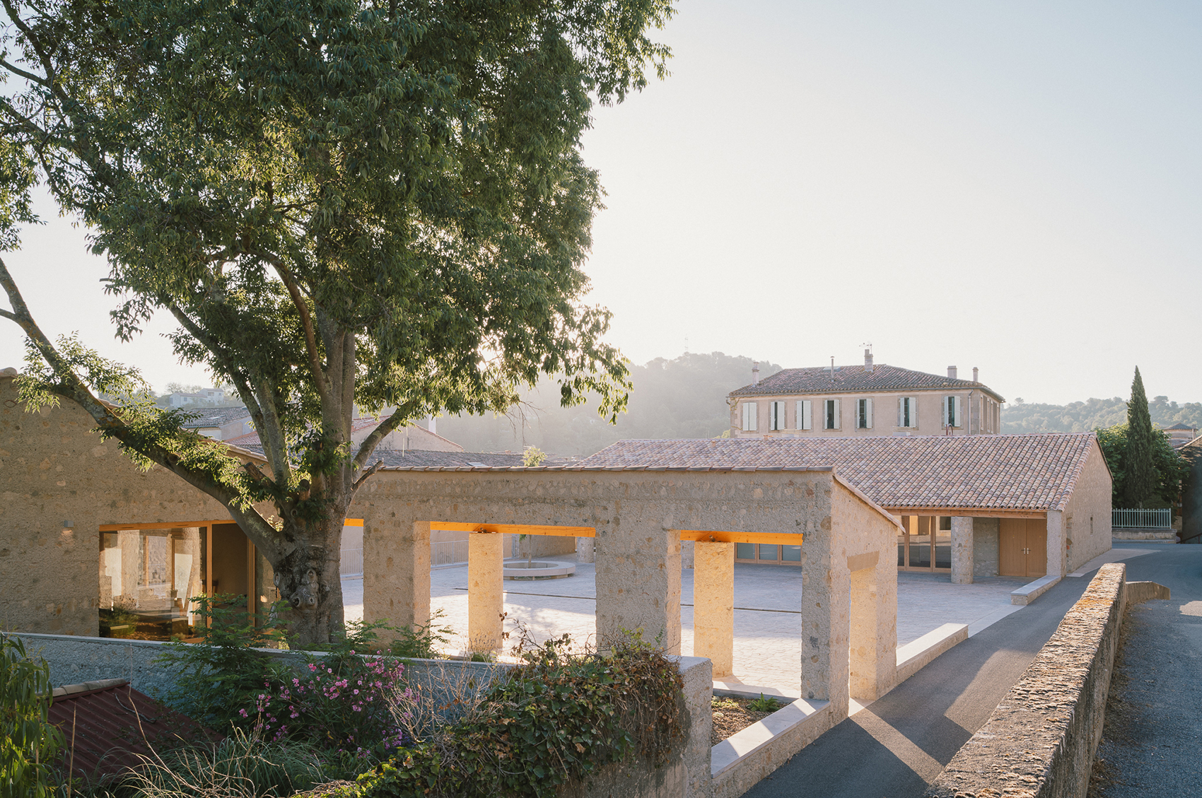 圣伊莱尔村重建项目丨法国-18