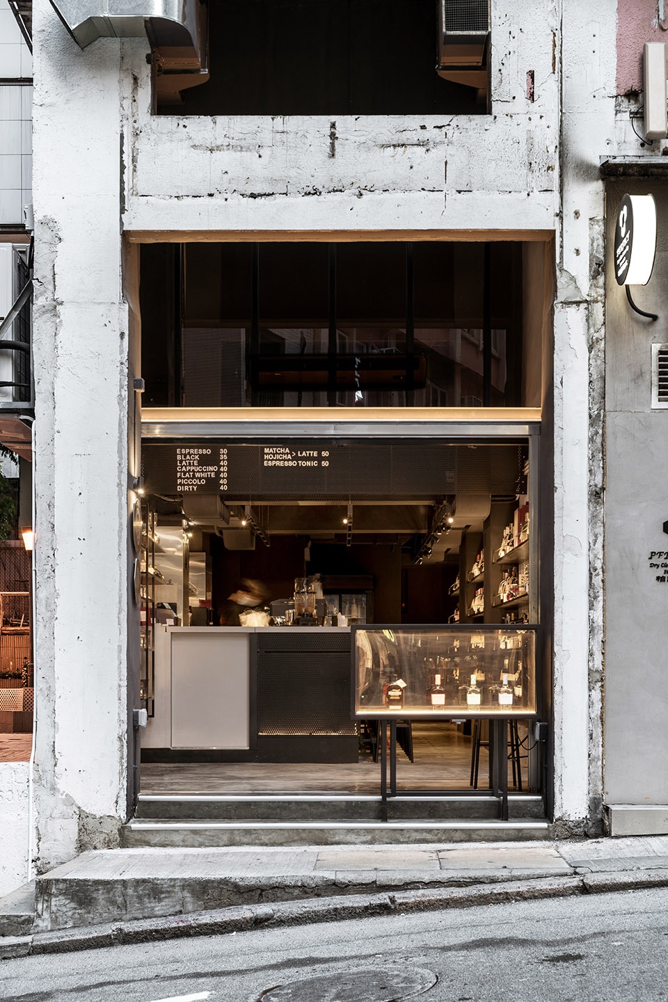 香港Dio咖啡馆·老街角的新零售空间丨中国香港丨Finorm Studio-7