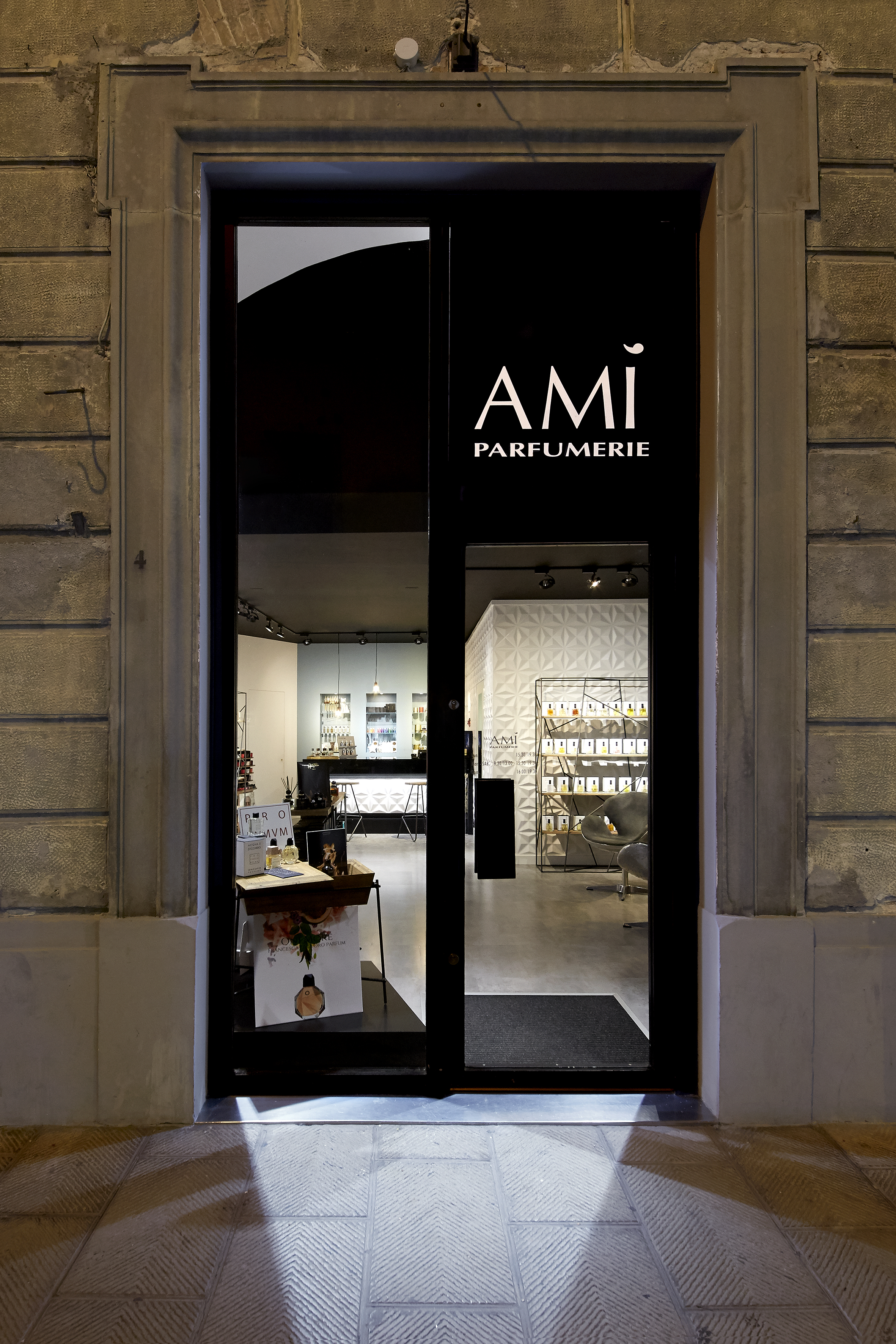 意式艺术香水店,历史中心的小宝藏-11