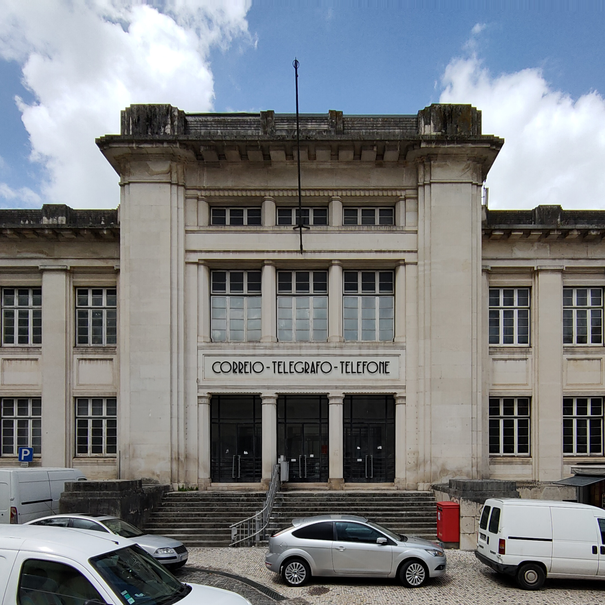 Squared Facades 6-21