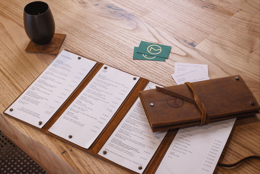 意大利巴伊港口的工业风酒吧设计-13