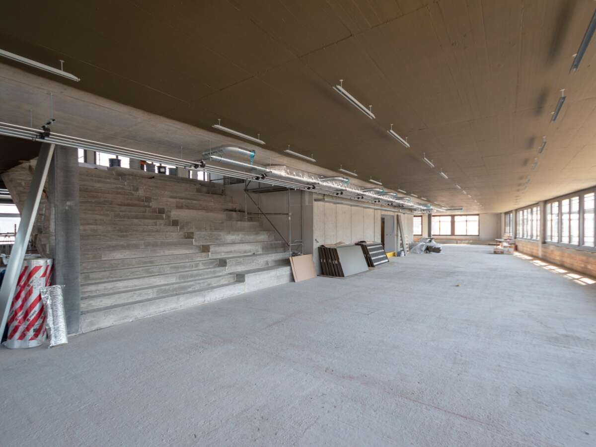 普拉特恩市经济之家-23