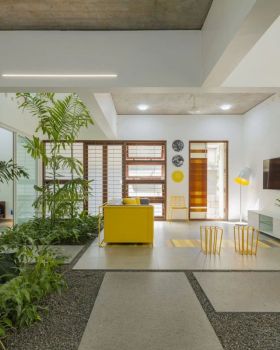 色彩碰撞下的创新住宅丨印度丨LIJO.RENY.Architects