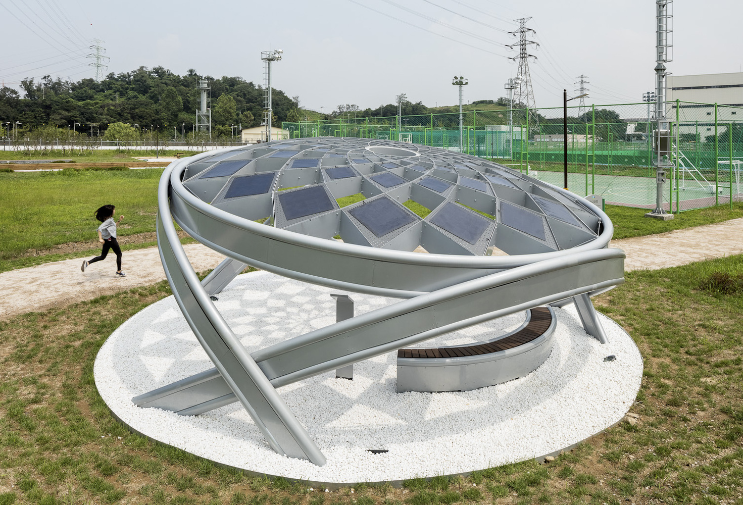 太阳能松果雕塑花园-30