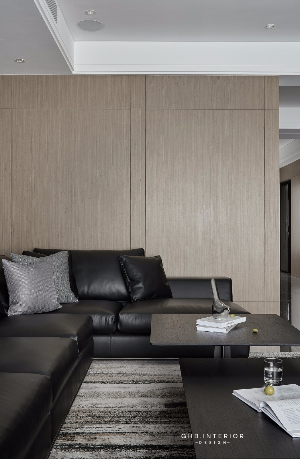 无锡五矿黄山湖壹号住宅 | GHB 空间设计打造静谧优雅空间-11