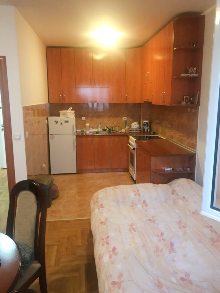 30平米公寓室内改造丨贝尔格莱德丨EnterijerNA-42