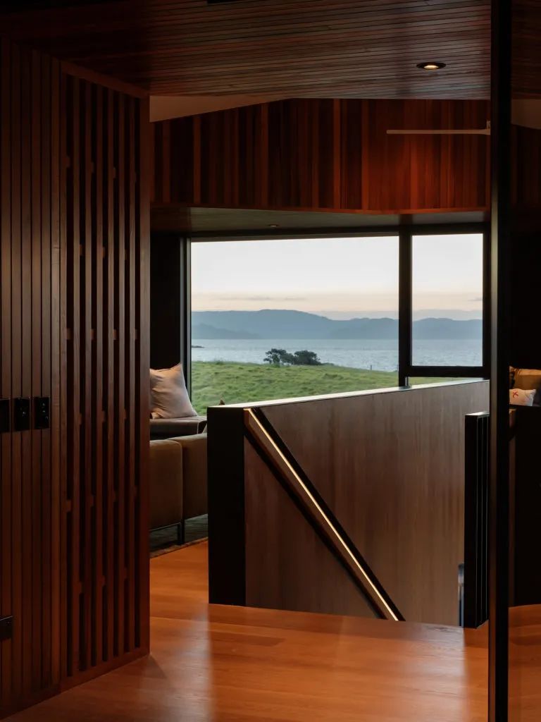 山海之间住宅设计丨新西兰丨Lloyd Hartley Architects-19