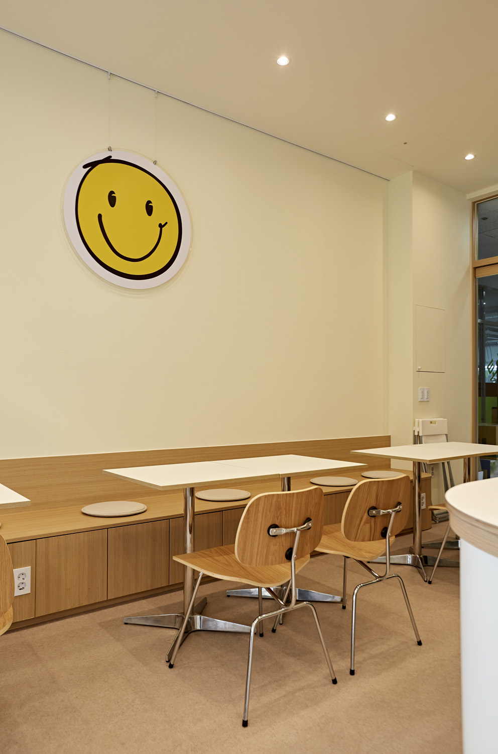 微笑餐厅 | 现代简约风格的完美应用-13