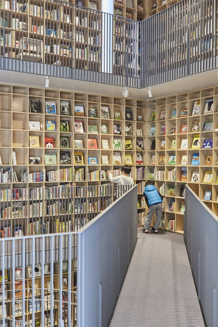 日本「儿童书本森林 中之岛」书店-29