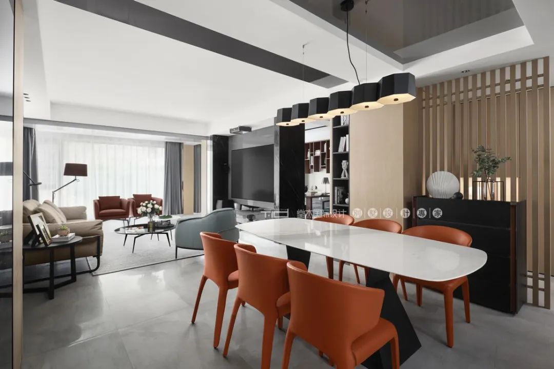 城山隐平层复式私宅丨堂杰国际设计-31