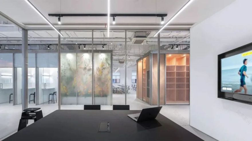 “好动”的办公空间 · 昂跑上海办公空间设计丨中国上海丨穆氏-14