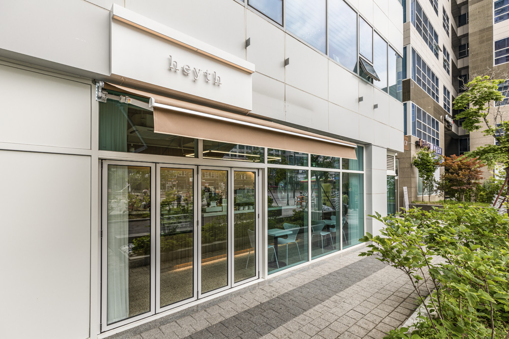 12 平超小户型，白色木纹打造极简舒适空间-14