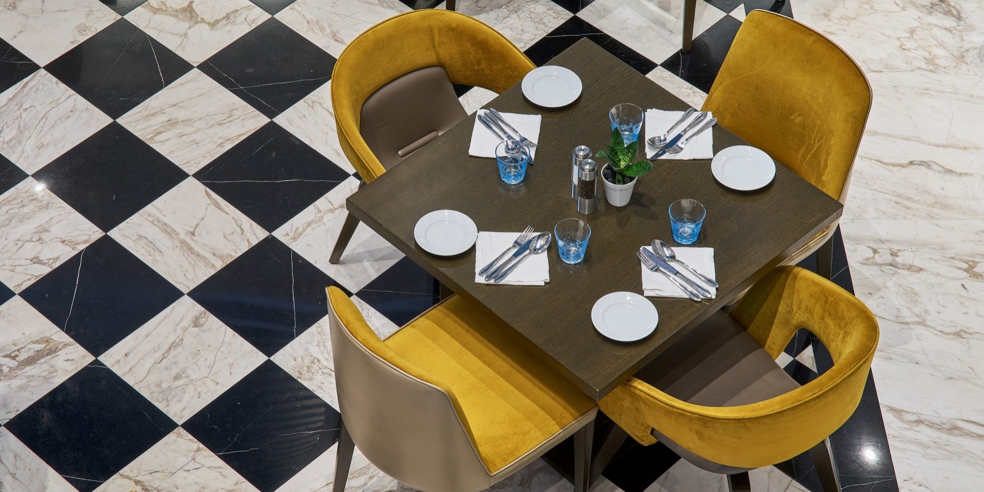 Taj Hub | Restaurant | Kolkata-7