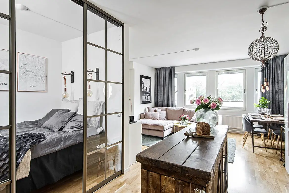 工业风玻璃隔间，打造舒适一室公寓-2