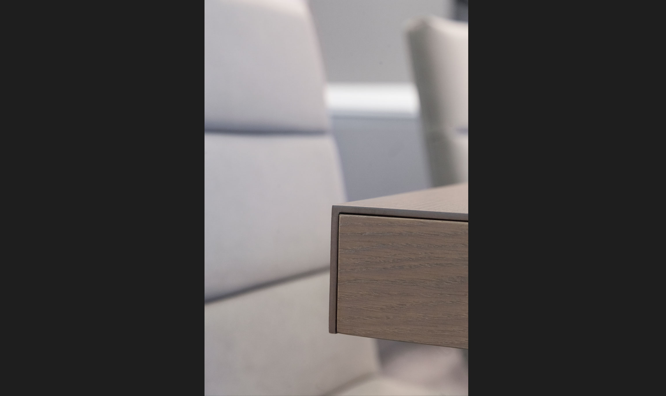 赫拉克莱恩中心的 80 年代住宅翻新-18