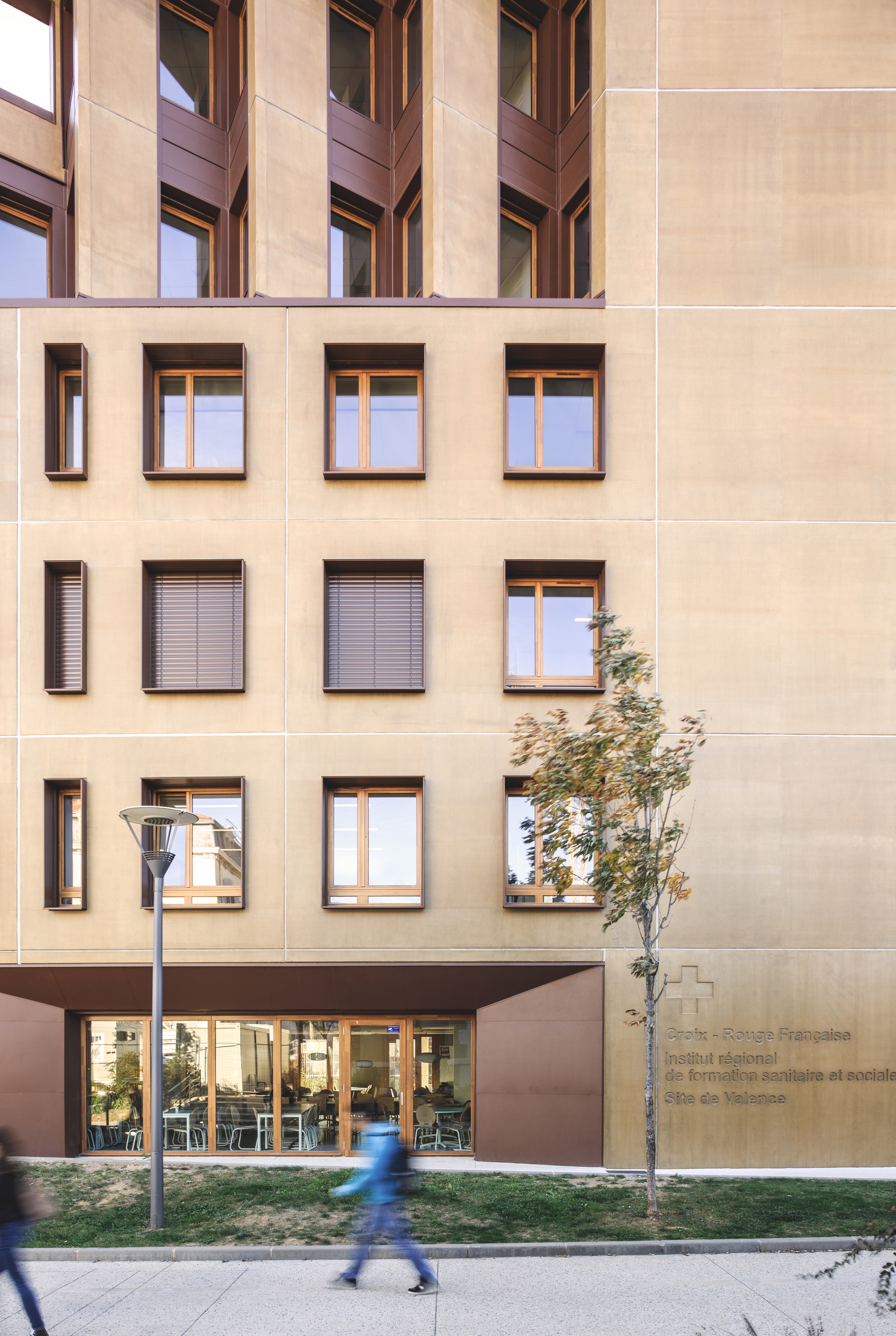 红新月地区健康与社会培训学院-21