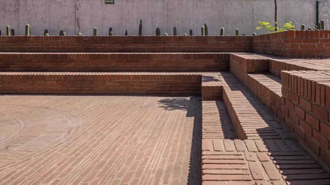 蒙杜库别墅丨几内亚丨Remy Aznar 和 William Tailly-45