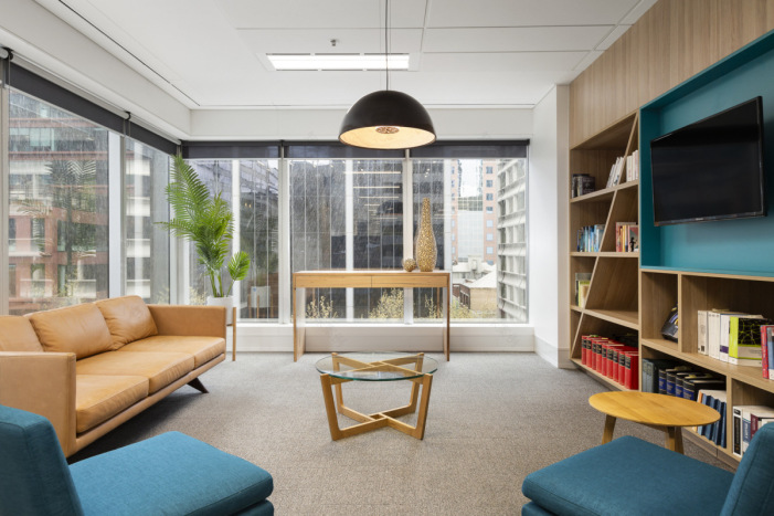 墨尔本 KHQ 律师事务所办公室·创新休闲办公空间-11