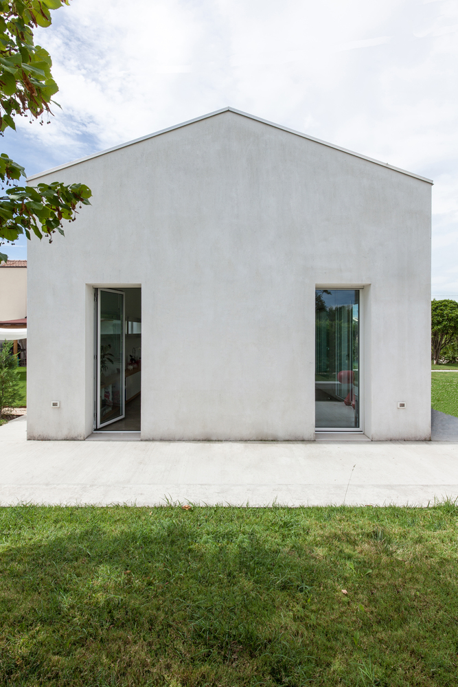 意式乡村里的现代扩建-24