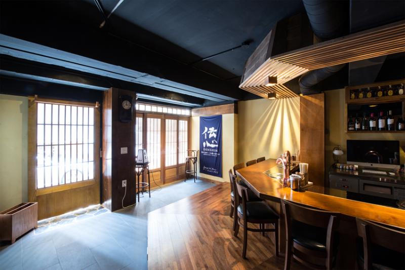 30 平米日式木质烧烤店，洋溢和风的空间设计-10