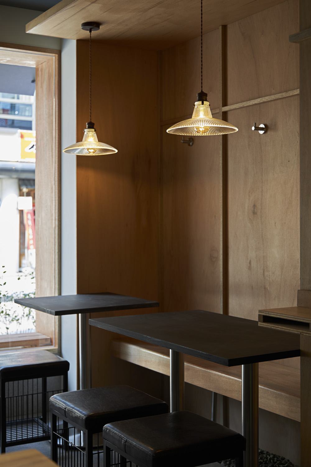 10 坪小宅展现简约魅力，WD&BT 设计打造舒适生活空间-19