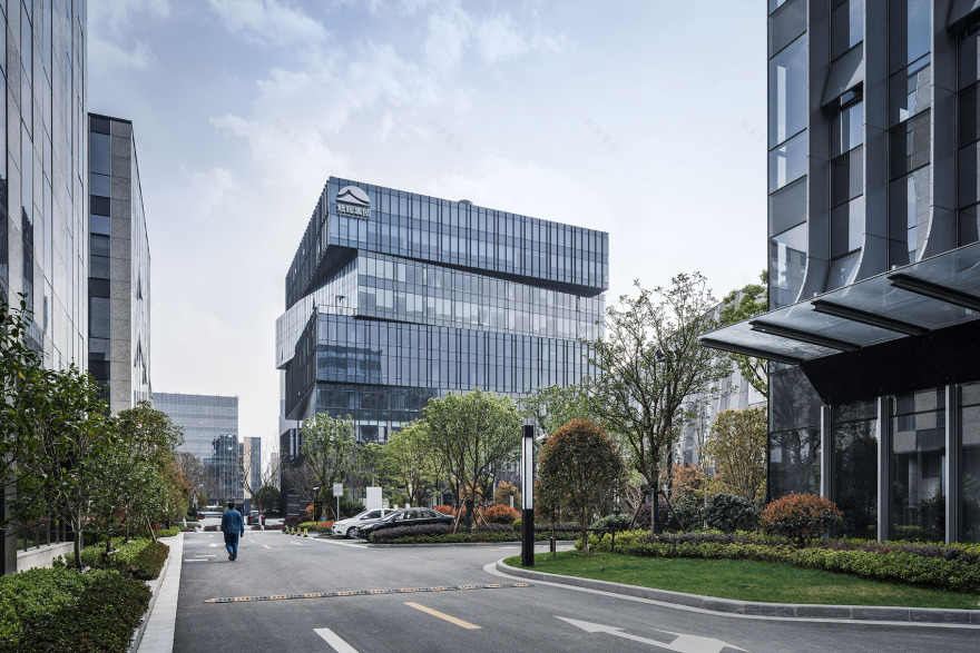 日清建筑设计——旭辉集团总部大楼-3