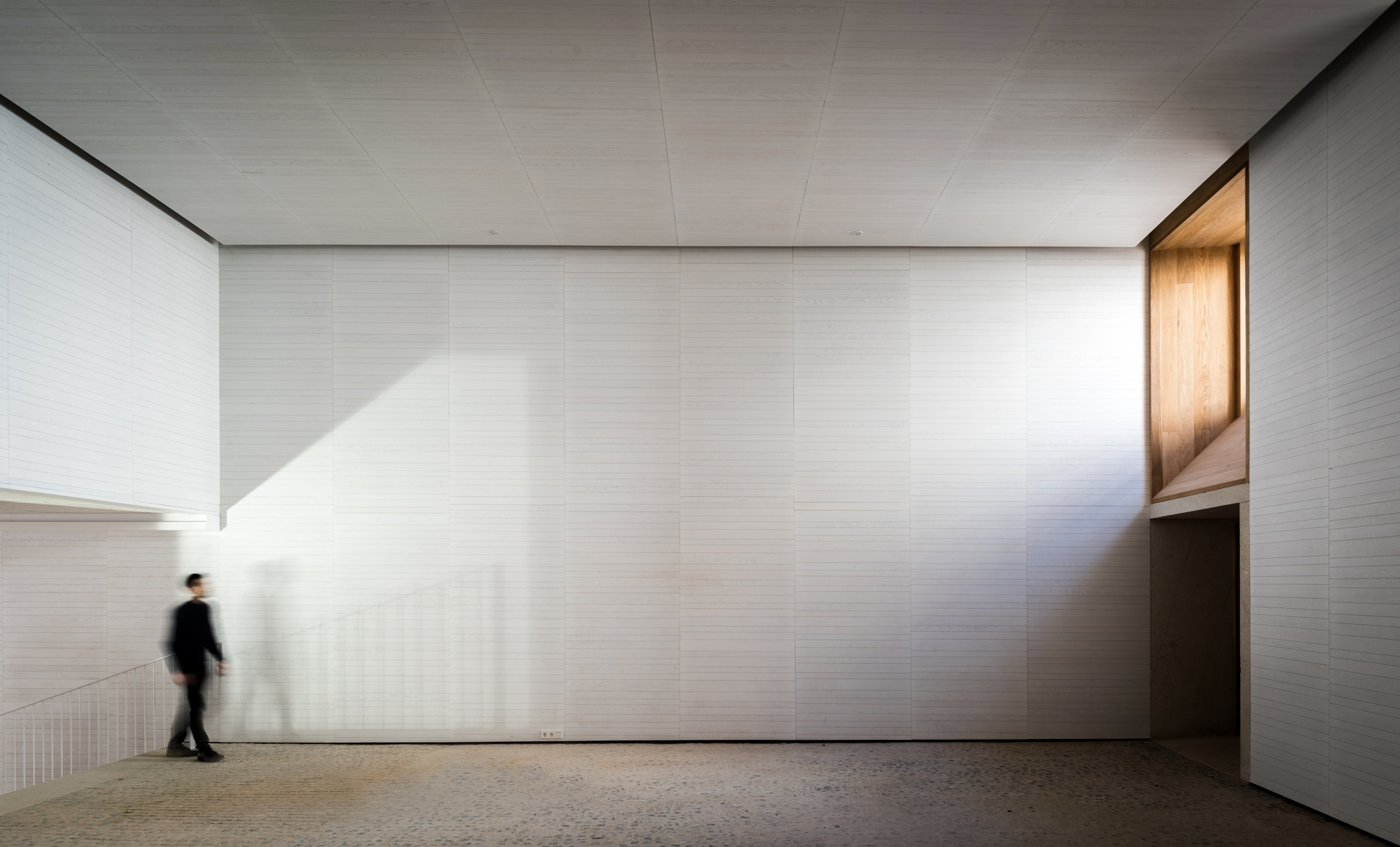 都市交流的当代艺术空间-27