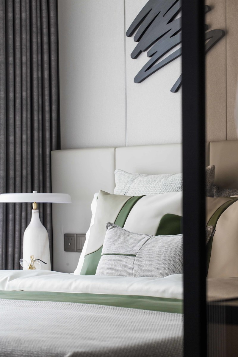 《白底上的白方块》 | 至上主义设计理念的完美呈现-46