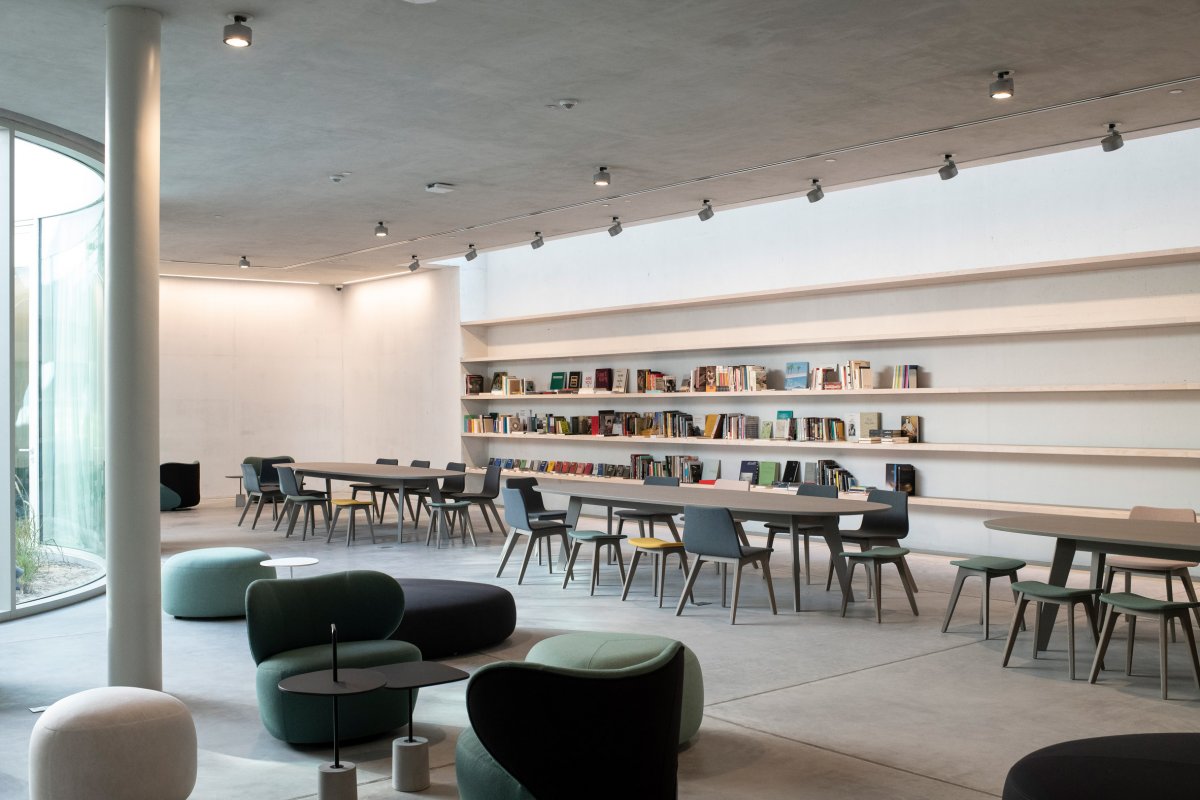 沙迦飞碟艺术中心-18