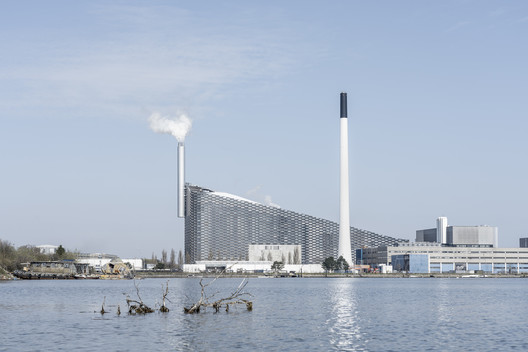 Amager Bakke垃圾能源转换厂顶部公园及滑雪场丨丹麦哥本哈根丨BIG,SLA-40