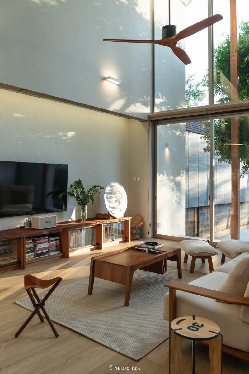 บ้านวิวภูเขาทรอปิคัลโมเดิร์น เปิดมุมมองสู่ดอยสุเทพ - บ้านและสวน-12