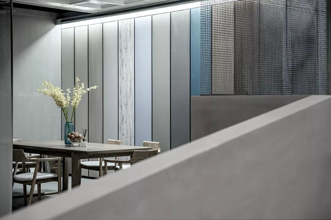 奥华定制家 | 四合院概念吊顶墙板展示空间-18