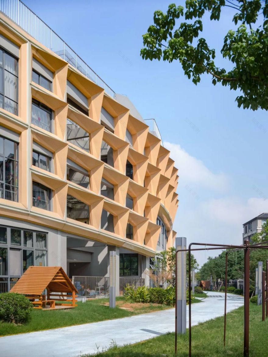 流动空间,循环生长:湖畔幼儿园-14