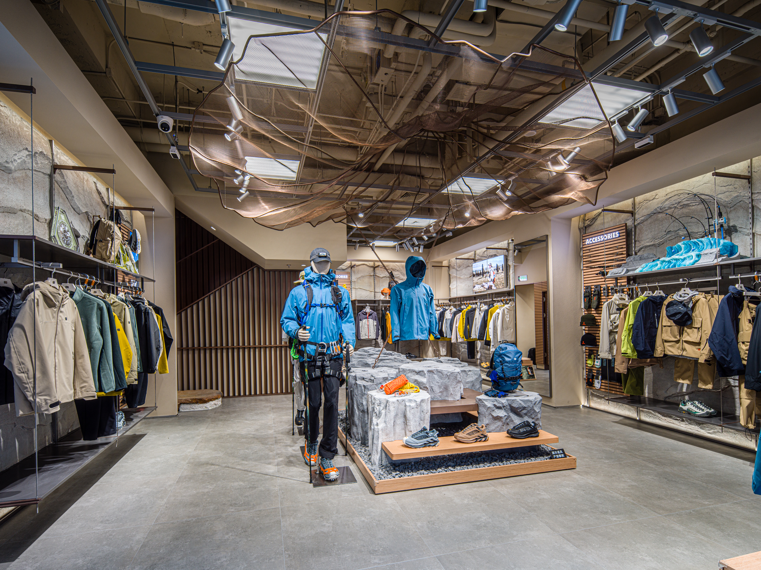 KOLON KRAFT 上海新天地店丨中国上海丨KOLON SPORT & STILL YOUNG-35