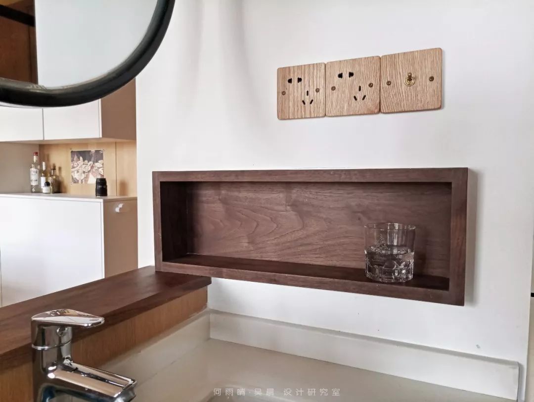 原木自然系家居,打造多才摄影师的温馨生活空间-94