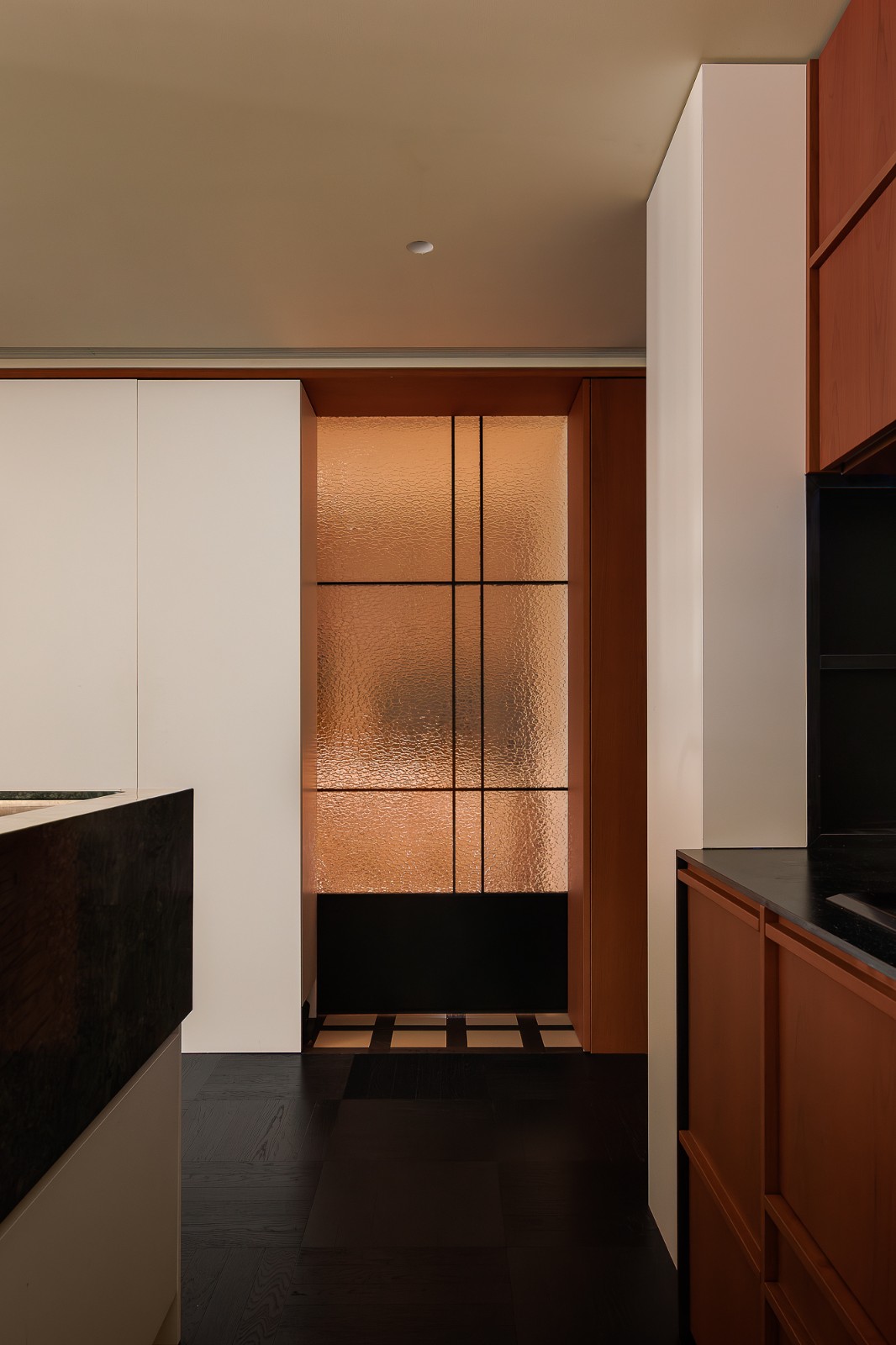 东方气韵遇上复古色彩,铺展松弛仪式感空间丨HURR赫设计-31