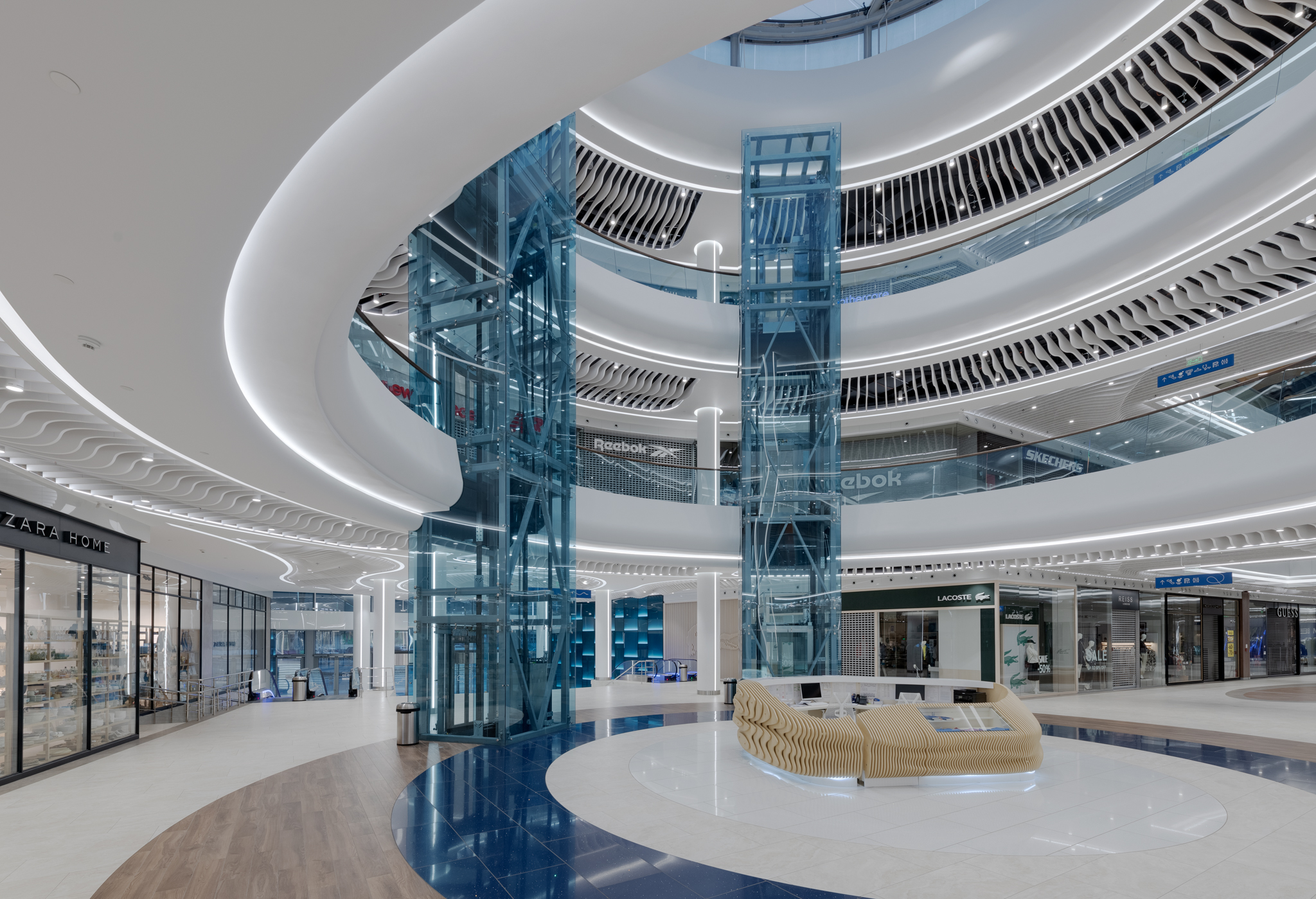 河滨购物中心丨AVG 集团-8