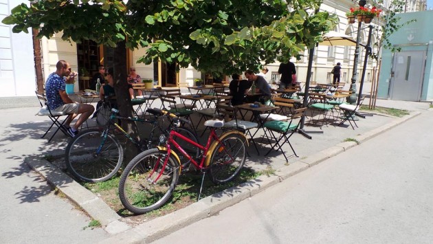 旧诺维萨德房屋改造咖啡馆丨埃及亚历山大丨Jelena Stanojević（建筑师）-14