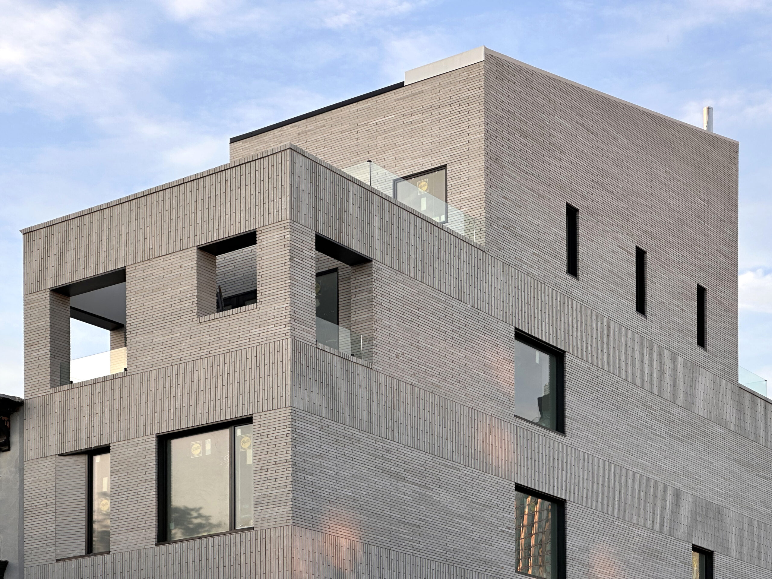 647 Baltic Street Nears Completion in Park Slope, Brooklyn - New York YIMBY-1