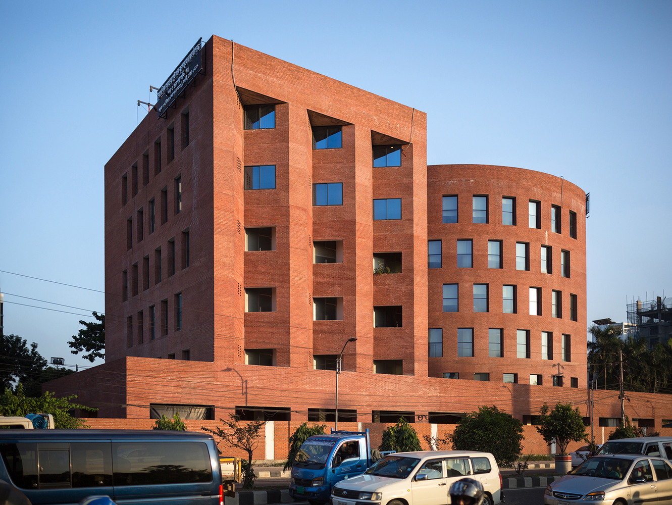 孟加拉道路和公路部外国援助项目办公楼丨框架建筑师-10