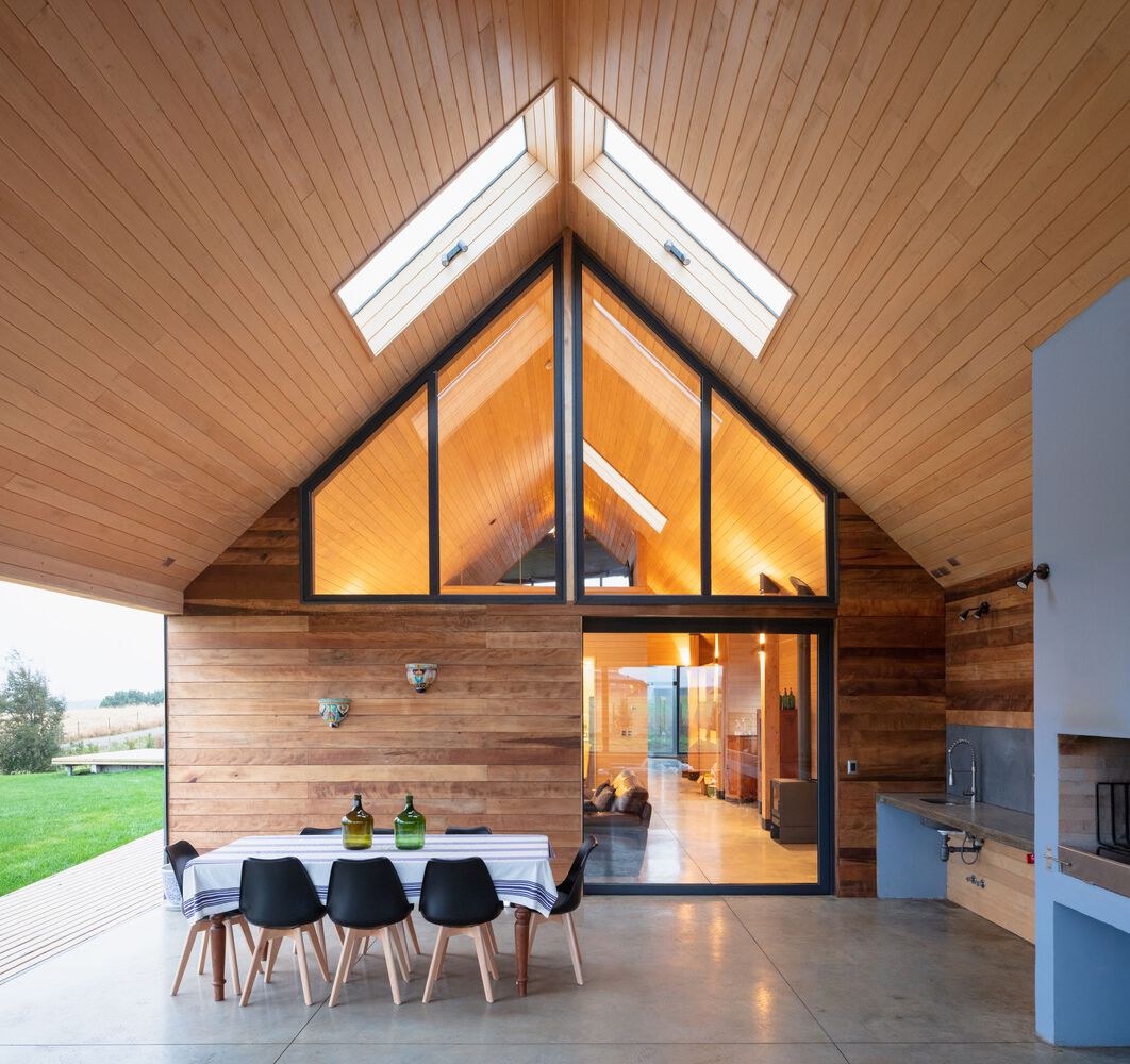 智利 Totoral House | 木质乡村别墅的现代演绎-32