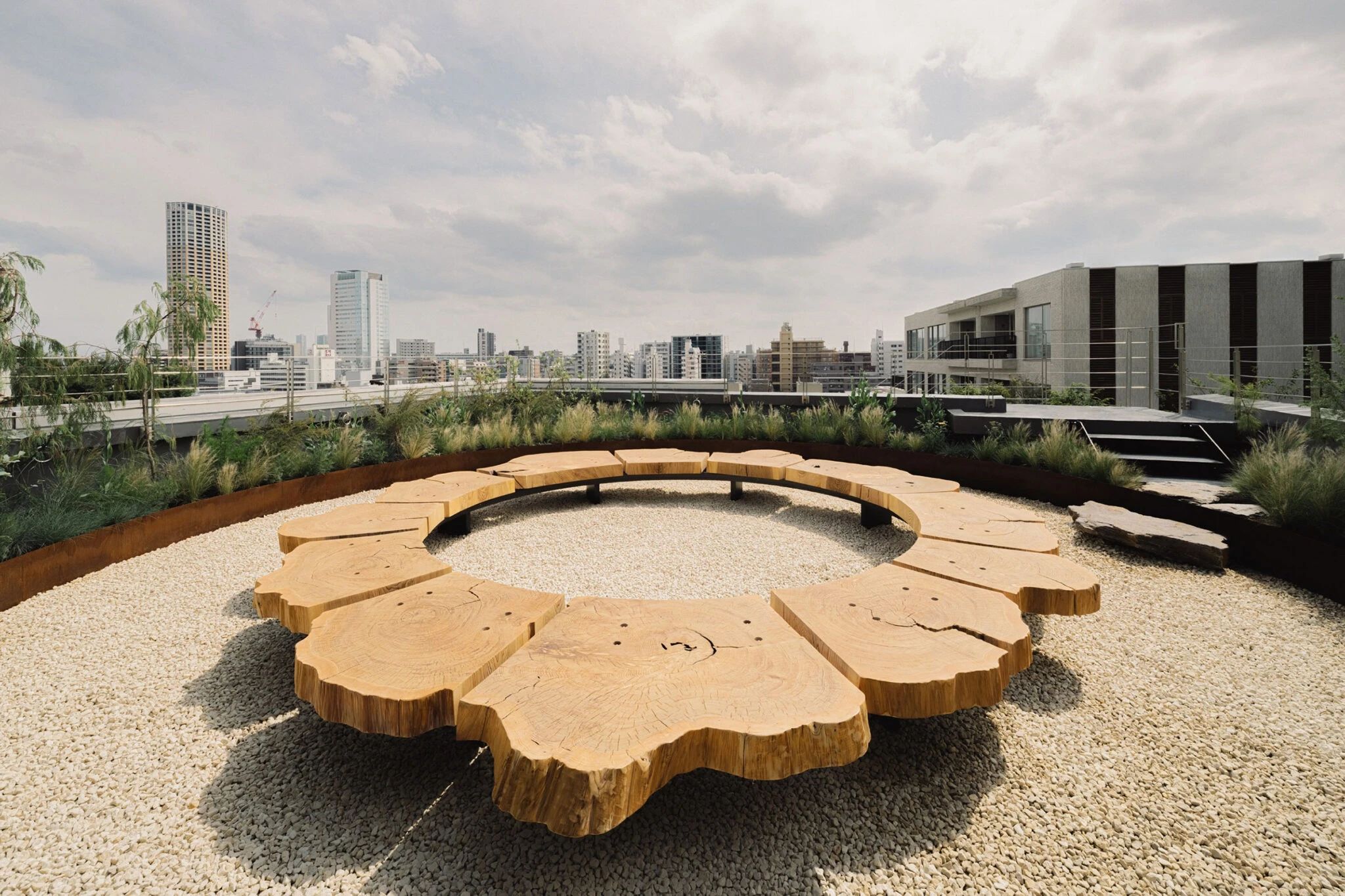 始祖鸟东京创作中心丨日本东京丨Torafu Architects-51