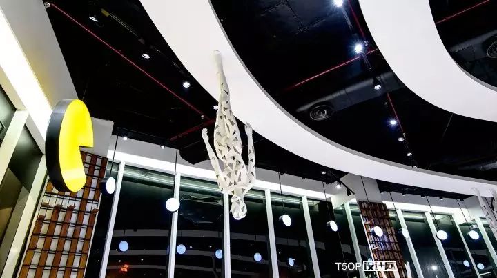 印度Surendri村庄概念旗舰店设计-10