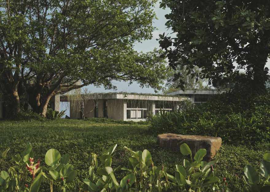 湖景别墅;湖畔住宅(注:Lake House常见释义为这两种,具体需结合语境确定,这里按常见理解给出) 丨印度丨Mazumdar Bravo-28