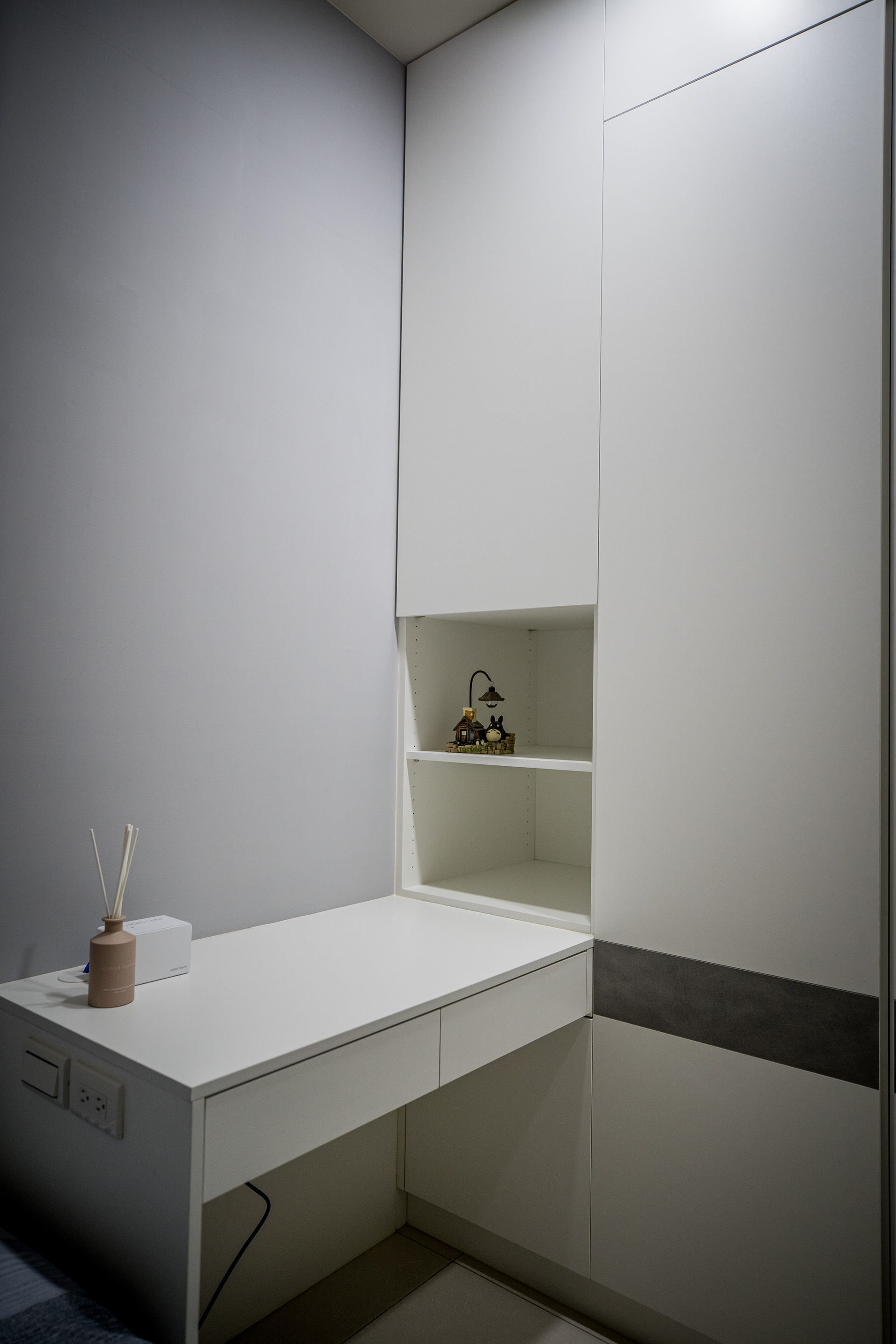 高雄仁武-黑灰現代風-L宅-11